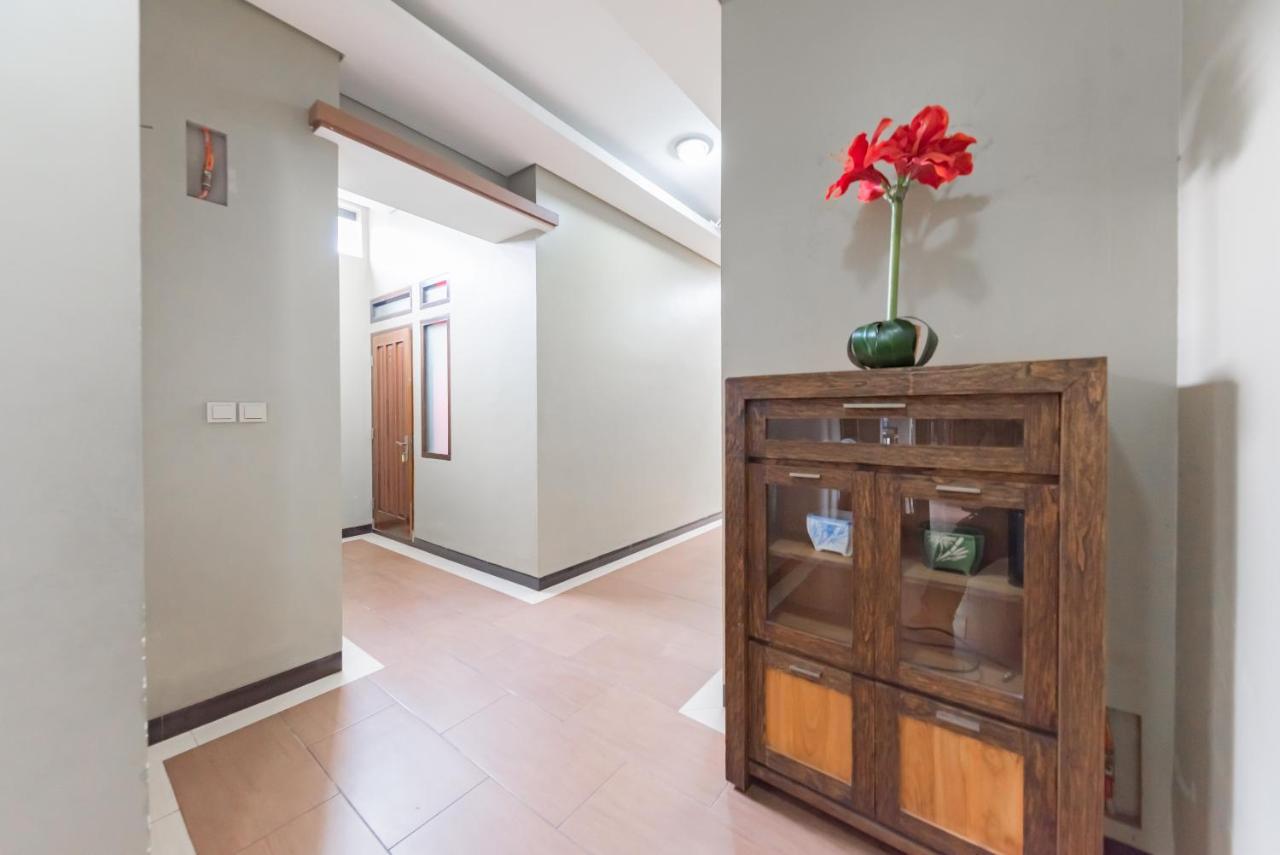 Reddoorz Syariah Near Politeknik Negeri Bandung Campus Cimahi Exterior foto