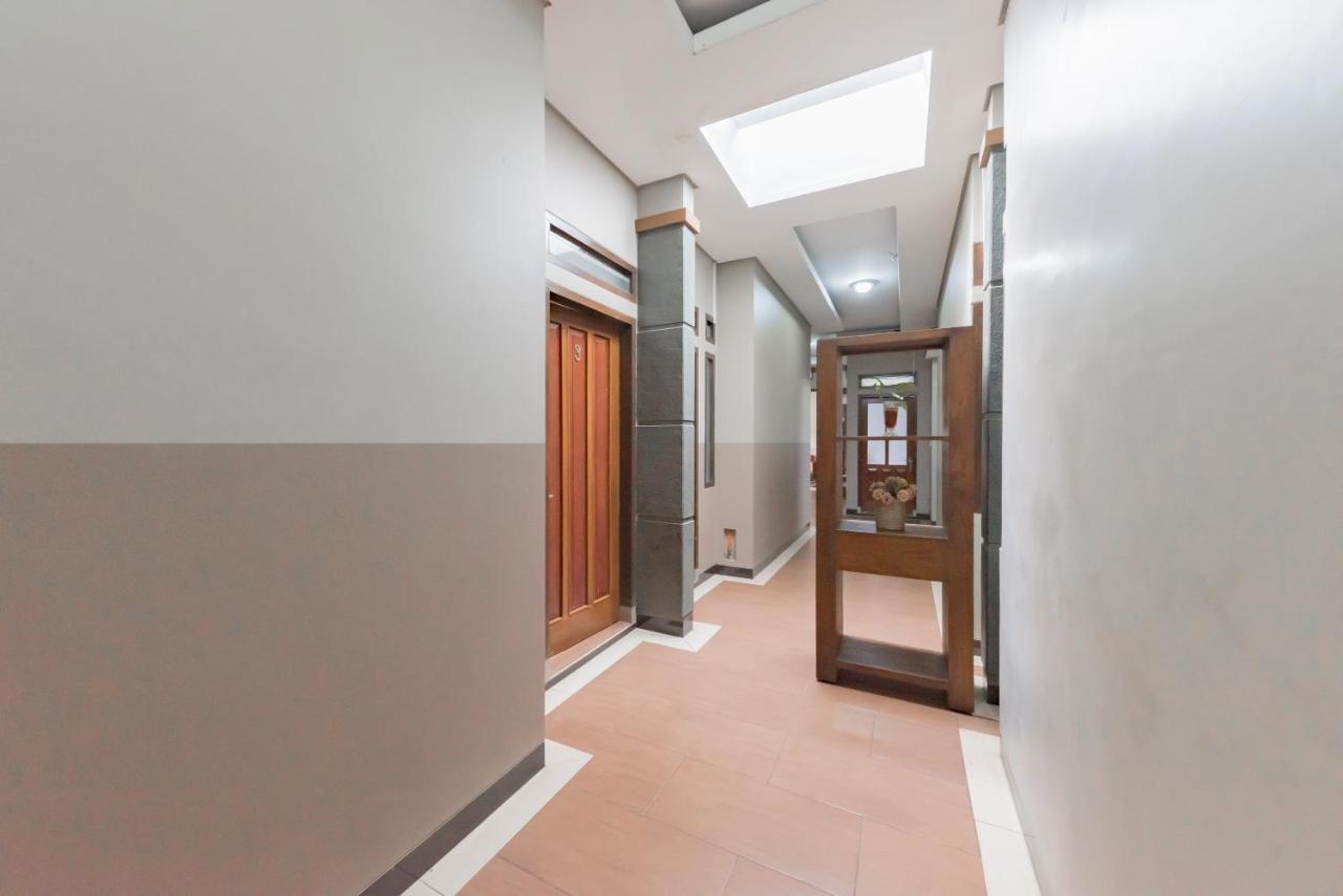 Reddoorz Syariah Near Politeknik Negeri Bandung Campus Cimahi Exterior foto